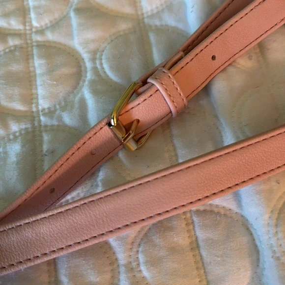 Juicy Couture Heritage Crossbody Bag NWT - Picture 8 of 11